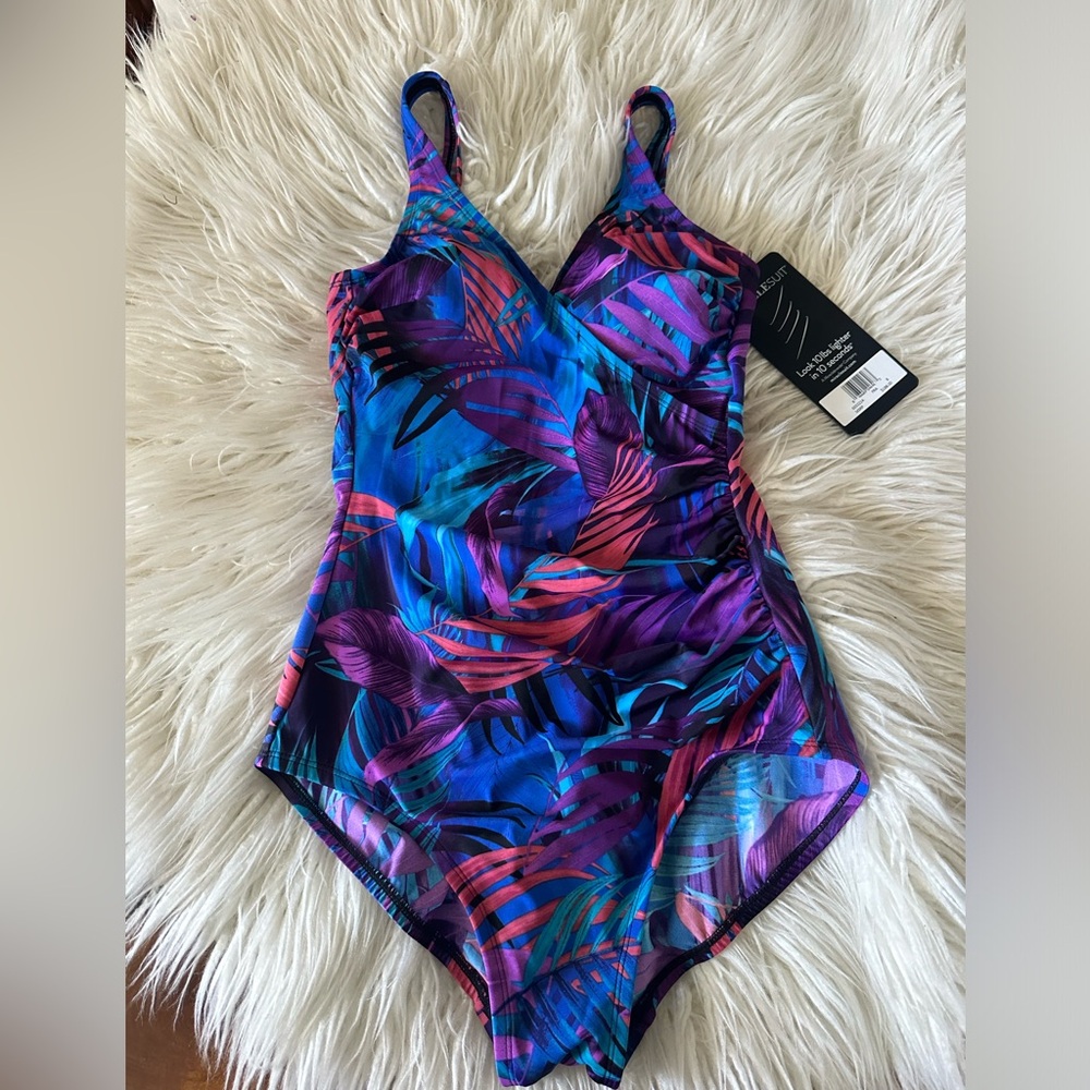 Miraclesuit Caliente ruched slimming swimsuit bright colorful ladies size 8 NWT